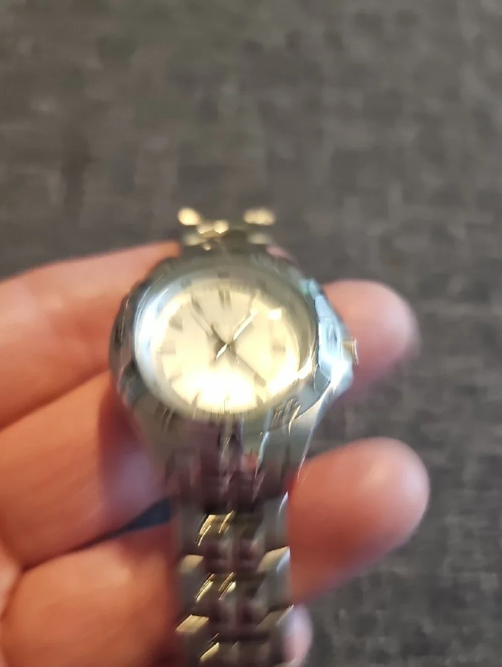 Fossil Silver Stainless Steel Watch Silver Dial Women Accessories Pt 5339